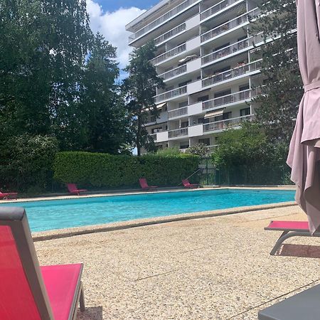 Kusmi Love Piscine Proche Du Lac 안시 외부 사진