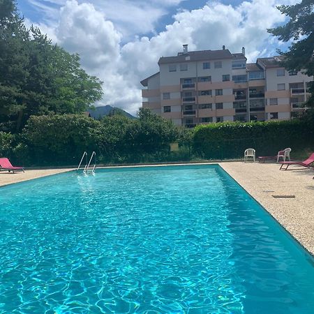 Kusmi Love Piscine Proche Du Lac 안시 외부 사진